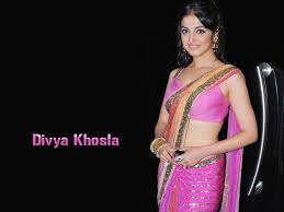bollywood actress divya khosla saree
